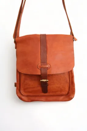 ART N' VINTAGE HUDSON BUCKLE TAN BAG