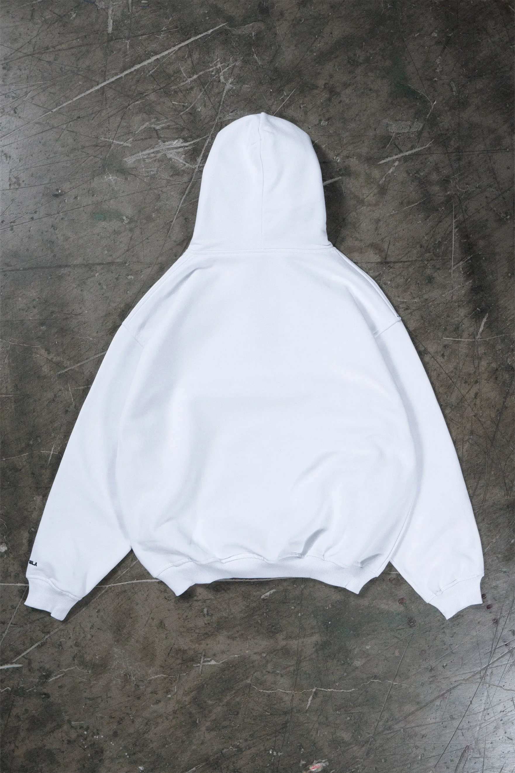 KISS WHITE HOODIE