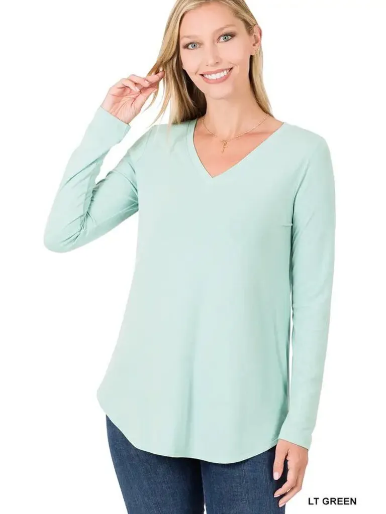 New! Premium Long Sleeve V Neck Round Hem Top Size XL